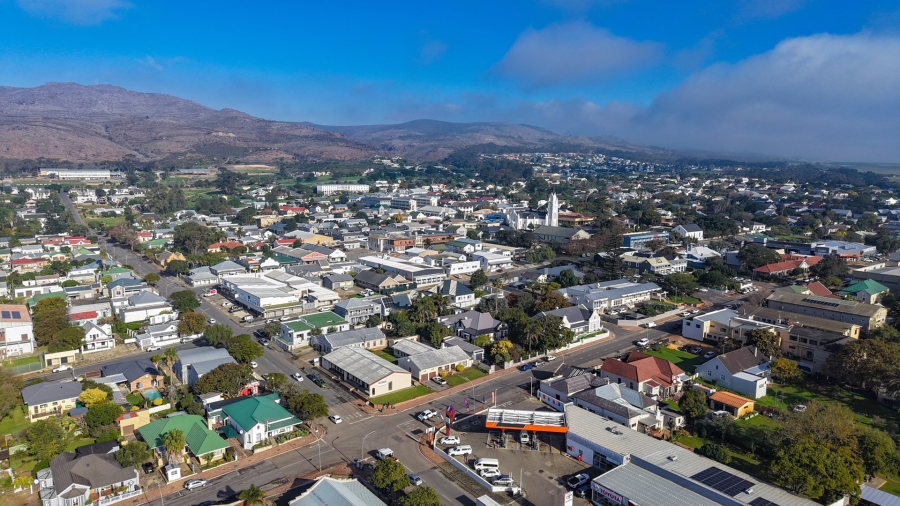 5 Bedroom Property for Sale in Bredasdorp Western Cape